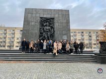 2021.11.18 wycieczka do warszawy (10).jpg