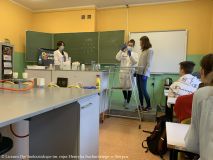 2020.10.09 Doświadcz chemii  w szkole (14).jpg