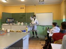 2020.10.09 Doświadcz chemii  w szkole (23).jpg