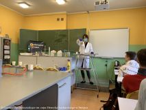 2020.10.09 Doświadcz chemii  w szkole (25).jpg