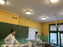 2020.10.09 Doświadcz chemii  w szkole (44).jpg