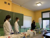 2020.10.09 Doświadcz chemii  w szkole (47).jpg