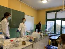 2020.10.09 Doświadcz chemii  w szkole (50).jpg