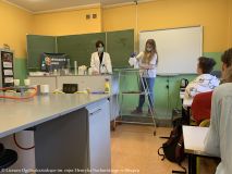2020.10.09 Doświadcz chemii  w szkole (7).jpg