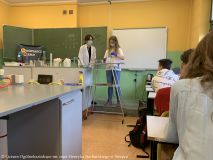 2020.10.09 Doświadcz chemii  w szkole (9).jpg