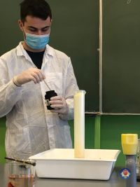 pokazy chemiczne 2021 (24).jpg