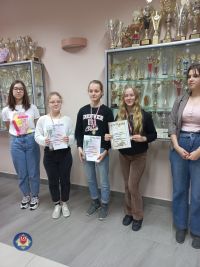 2021.11.23 sukcesy szachistów (17).jpg