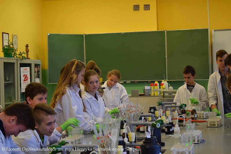 Zajęcia laboratoryjne dla uczniów Szkoły Podstawowej w Bledzewie